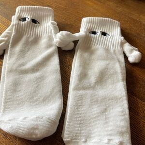 2 Pair Children’s White Handholding Socks with Eye Design NWOT